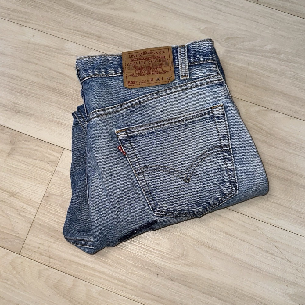 Vintage Levis 505 Jeans Mens 34x28 (Tag 36x29) Made in USA Y2K Regular Straight